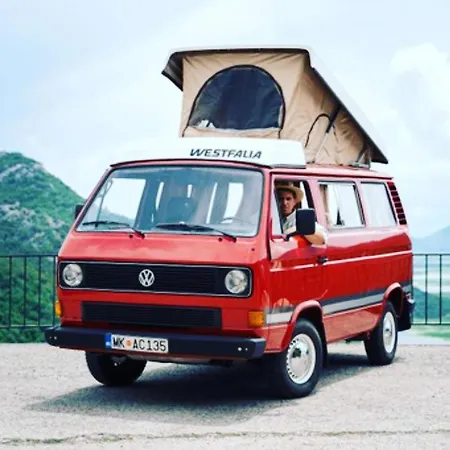 Mobile - Alpha Campers Montenegro - Our Red Westfalia Bus Casa vacanze Podgorica
